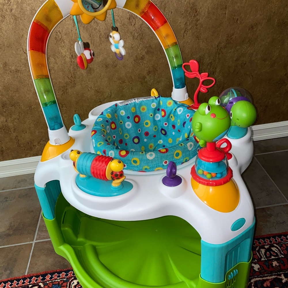 Bright Starts sit and play